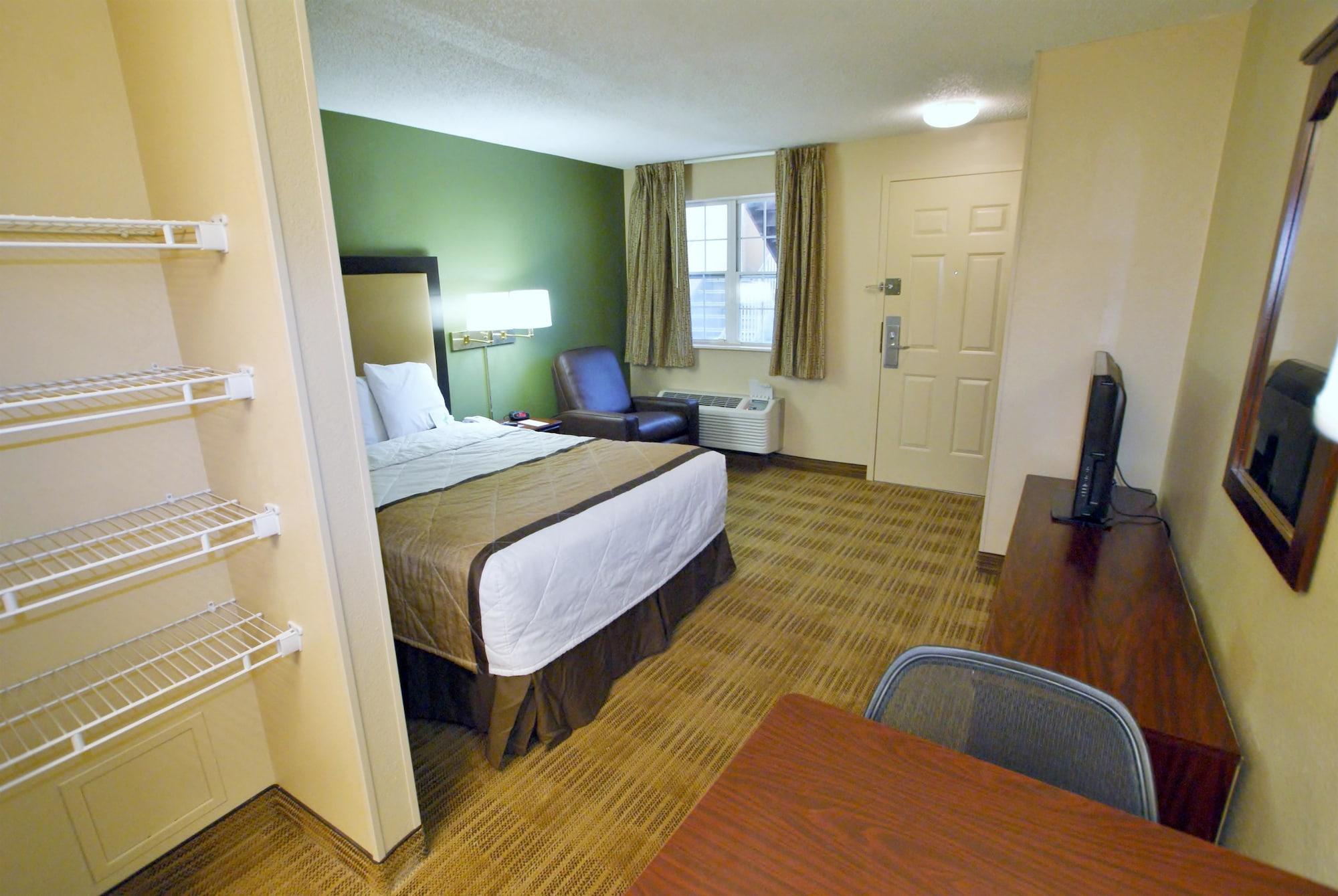 Extended Stay America Select Suites - Durham - University Exterior photo