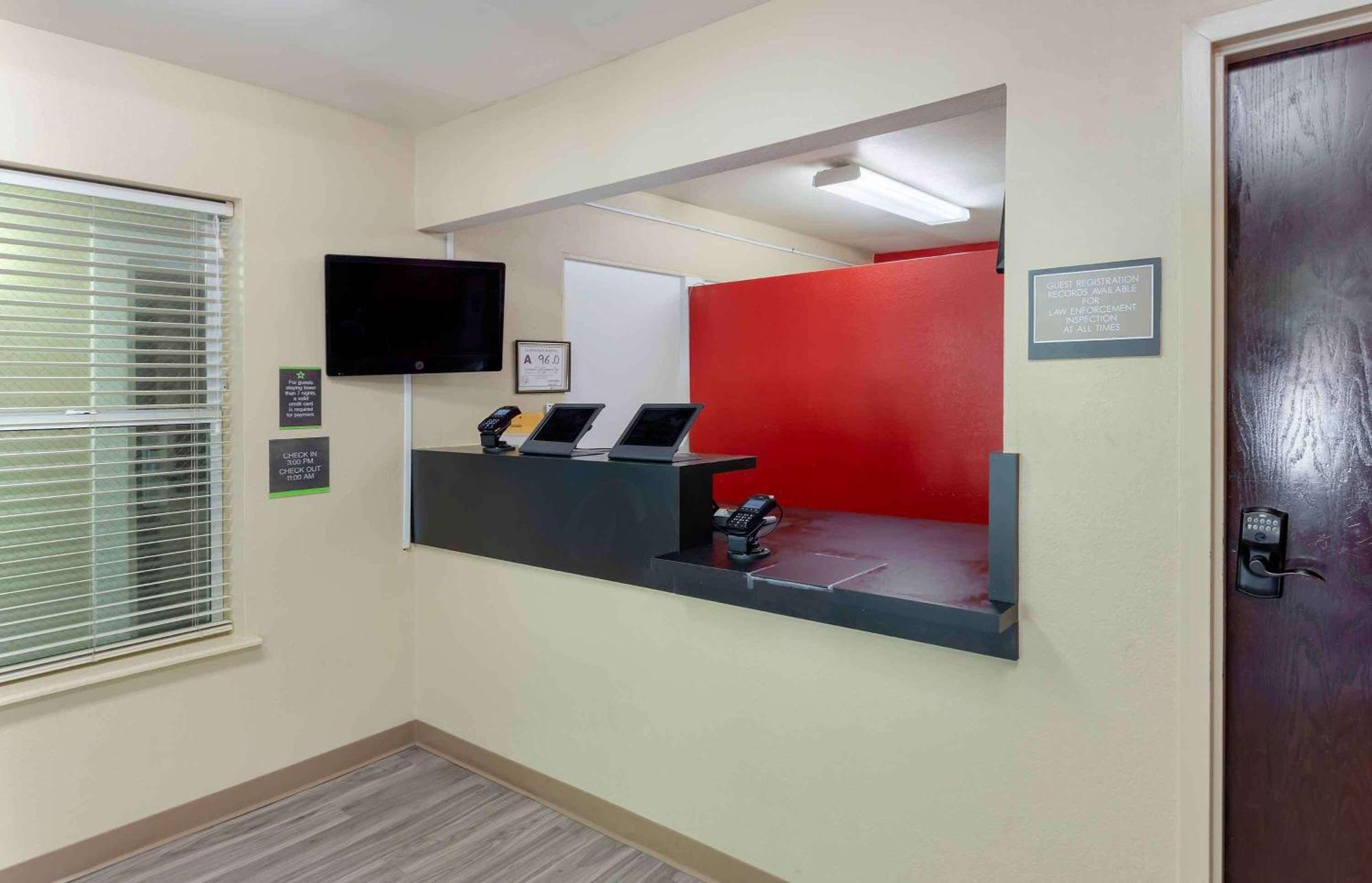 Extended Stay America Select Suites - Durham - University Exterior photo
